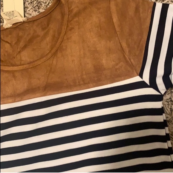 NWT Suede Shoulder Navy Striped Dress Size S - Picture 7 of 8